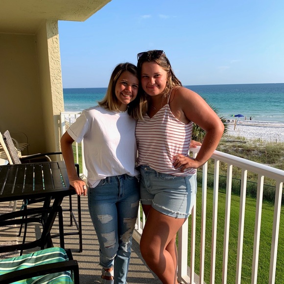 Meet the Posher Other - Meet your Posher, Cayla